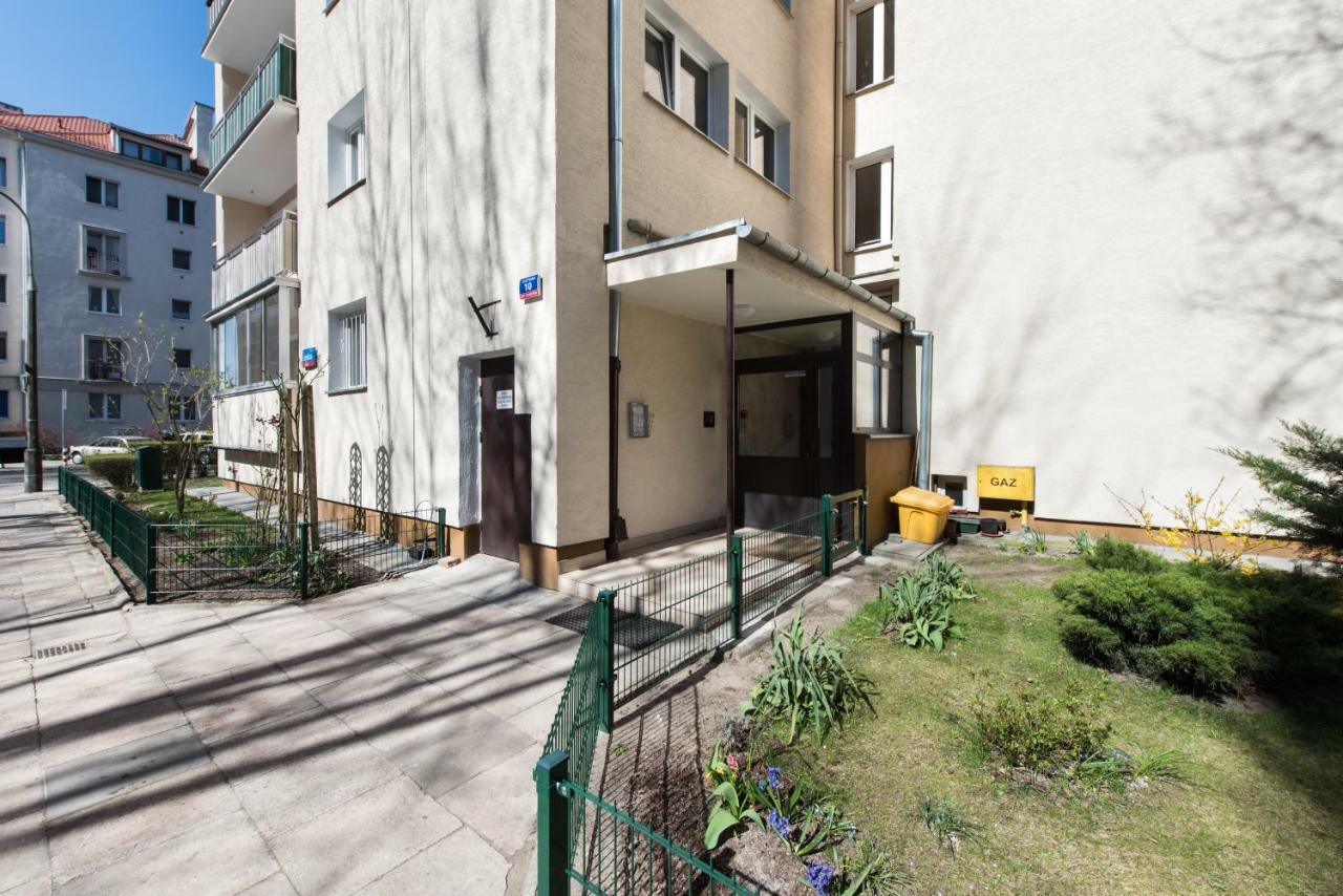Superapart Luzycka 10 Варшава Екстер'єр фото
